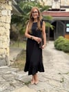 Kadın Omuzlardan Büzgülü Kayık Yaka Fırfırlı Janjan Krep Elbise