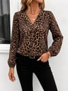 Kadın Uzun Kollu V Yakalı önden Pileli Leopar Desenli Süprem Bluz