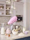 Smeg Pembe Hamur Karıştırma Makinesi SMF02PKEU
