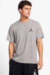 NIKETişörtNike Jordan Jumpman Basketbol T-Shirt Erkek Tişört IR0342-050Gri