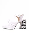 Sandra Beyaz Renk Platformlu Sandalet-Sandals-Mio Gusto-02228WHC