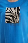 Büyük Beden Ön Zebra Desen Taş Baskılı Saks Tunik