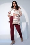 Trend42plus Büyük Beden Batik Desen Kruvaze Yaka Pudra Ceket 