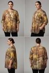 Trend42plus Büyük Beden C Yaka Kendinden Desenli Camel İç Kısmı Geniş Askılı Bluz