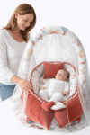 Jaju Baby Kiremit Örgü Kumaş ve Müslin Kumaş Ponponlu Babynest Oyuncak Aparat ve Tül Set