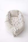Jaju Baby Örgü Kumaş ve Tüy Desenli Poplin Kumaş Ponponlu Babynest