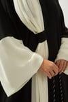 FARAH ABAYA HANDMADE-BLACK WHITE