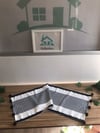 E607A SİYAH BEYAZ ZEMİN KISA KENARLARI PONPONLU RUNNER