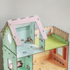 Bebek Oyun Evi | www.kreşmarket.com Barbie Bebek uyumlu Ahşap BloklarDKMTS20201Ahşap Oyun Evi