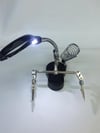 MERCEKLİ IŞIKLI LEDLİ ÜÇEL,  BÜYÜTEÇLİ HAVYA STANDI, AUXILIARY CLIP MAGNIFIER AC/DC INTERCHANGEABLE 