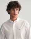 GANT Erkek Beyaz Slim Fit Düğmeli Yaka Broadcloth Gömlek