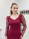 Double Kumaş Kolları 3 Boyutlu Çiçekli Kalem Elbise - BORDO