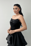 Saten Kumaş Payet Detaylı Straplez Mini Elbise - SİYAH