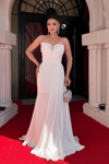 Saten Kumaş Straplez Şal Detaylı Abiye Elbise - BEYAZ