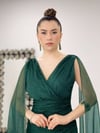 Simli Kumaş Pelerin Detaylı Elbise - ZÜMRÜT YEŞİL