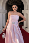 Tafta Saten Kumaş Straplez Midi Elbise - PEMBE