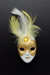 İtalyaDünyadan HediyelerDNY-HD100387Keskin Hediyelik Eşya Ve TekstilVenedik Maske Magnet 3D Buzdolabı Magneti Simli ve Tüylü No.7