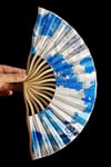 JaponyaDünyadan HediyelerDNY-HD100760Keskin Hediyelik Eşya Ve TekstilJapon Bambu Kumaş Yelpaze Çanta Boy Stant Hediyeli No.78