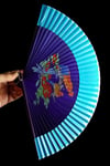 JaponyaDünyadan HediyelerDNY-HD100783Keskin Hediyelik Eşya Ve TekstilJapon Bambu Kumaş Yelpaze Çanta Boy Stant Hediyeli No.101
