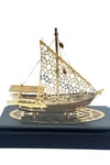 KatarDünyadan HediyelerDNY-DH3365Keskin Hediyelik Eşya Ve TekstilPirinç Yelkenli Gemi Altın Kaplama Katar Dhow Teknesi Deri Kutulu 23cm No.2