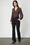 2026 KIŞOn Beli Kemerli İspanyol Paça PantolonON FASHION4912764187