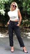 Yandan Büzgülü Vatkalı T-Shirt