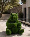 Panda bear with a baby Yavrulu Panda Figürlü Peyzaj Sanatı - Çelik Konstrüksiyon Yapay Çim Heykeli ve Topiary 180x145x145 cm