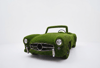 Vintage Sport Car Görkemli Klasik Yarış Arabası Figürlü Peyzaj Sanatı - Çelik Konstrüksiyon Yapay Çim Heykeli ve Dev Topiary 130x430x170 cm