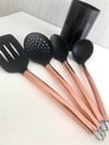 5 Parça Metal Saplı Siyah Silikon Servis Seti