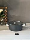 OMS Stone Armor / 10 Yıl Çizilmeme Garantili - 22 cm Derin Tencere