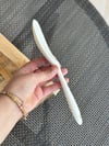 Sert Uçlu Silikon Pilav Kaşığı Yüksek Isıya Dayanıklı Yanmaz Yapışmaz Silikon Kaşık 22 cm - Krem