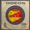 THE BEATLES - HEY JUDE / REVOLUTION
