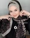 Sarmaşık Leopar Desenli Eşarp - Bej