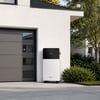 Pylontech Fidus Battery Plus 16.07 kWh LiFePO4 ev tipi enerji depolama bataryası, güneş enerji sistemi ile modern villa uygulaması.