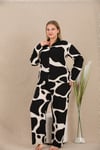 Arias Closet Büyük Beden Siyah Beyaz Desenli Düğmeli Uzun Kol Viskon Pijama Takımı
