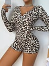 Arias Closet Pamuklu Leopar Desenli Düğmeli Uzun Kol Tulum Pijama