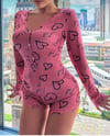 Arias Closet Pamuklu Pembe Siyah Kalp Desenli Düğmeli Uzun Kol Tulum Pijama
