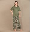 Arias Closet Şık Tasarım Çiçek Desenli Yeşil Kısa Kol Viskon Pijama Takımı