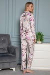 Çiçek Desenli Gömlek Yakalı Önü Boydan Düğmeli Pijama Takımı