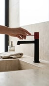 FM-2118 Siyah & Kırmızı Lavabo Bataryası