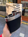 9 Oz Siyah Çelik Detaylı 9 Oz Matara