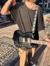 Kuru Kafa Danger Detaylı Gitar Askısı