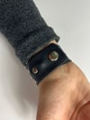 Zımbalı Ayarlanabilir Unisex Kalın Deri Bileklik