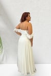 BEYAZ ŞİFON DRAPE DETAY UZUN ABİYE