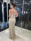 GOLD TAŞ İŞLEMELİ SIRTI İPLİ ABİYE