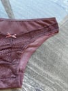Brazilian tül ve Dantelli Vizon Tanga
