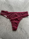Dantelli Taşlı Bordo Tanga