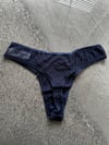 Dantelli Taşlı Lacivert Tanga