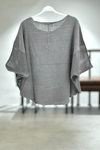 Yanları Oval Taşlı Oversize Keten Bluz