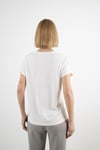 V Yaka Detaylı Pul Payetli Baskı Desen Detaylı Tshirt